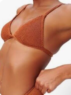 Good American Textured Triangle Bikini Top in Rust